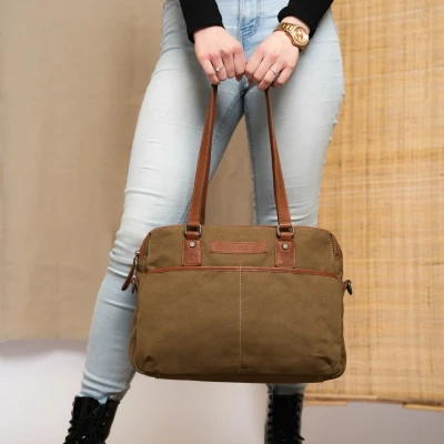 Afbeelding van The Chesterfield Brand Canvas Schoudertas Olijfgroen Milora