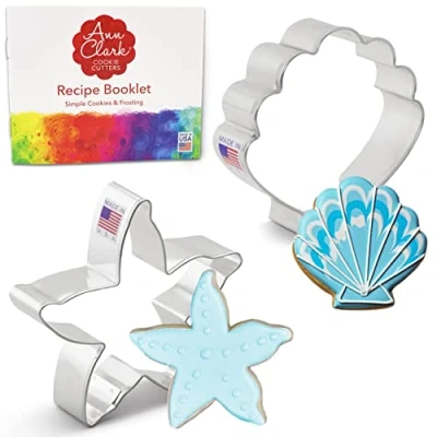 Afbeelding van Ann Clark Cookie Cutters 2 stuks uitsteekvormen voor strand met receptenboekje (mogelijk niet beschikbaar in het Nederlands), zeester en schelpen