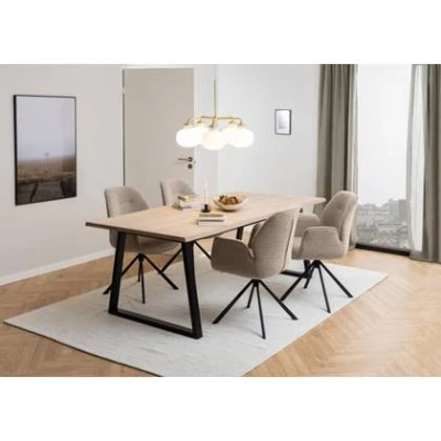 Afbeelding van Hioshop Atilla eetkamerstoel met armleuningen beige.