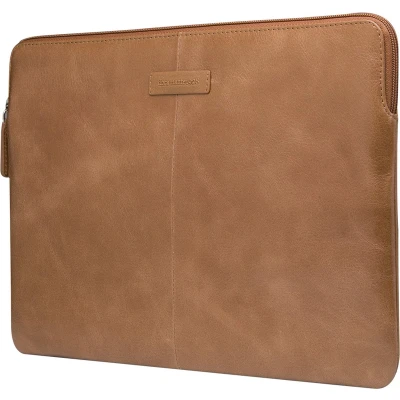 Afbeelding van dbramante1928 sleeve geschikt voor MacBook Air 15&#039;&#039; (M2/M3) Cognac Leer