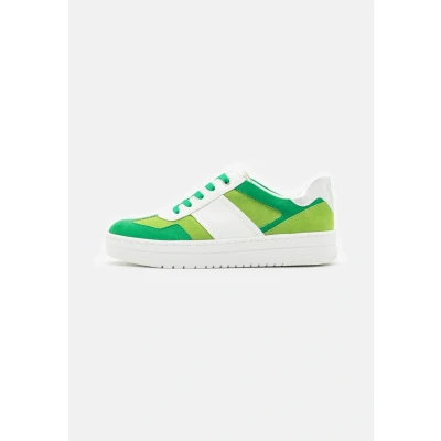 Afbeelding van Marco Tozzi Dames Sneaker 2 23746 42 170 normaal Maat: 41 EU