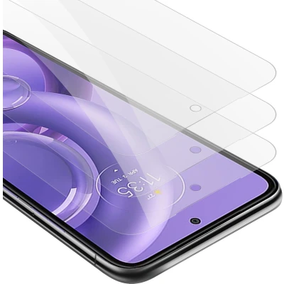 Afbeelding van Cadorabo 3x Screenprotector geschikt voor Motorola EDGE 30 NEO Beschermende Pantser Film in KRISTALHELDER Getemperd (Tempered) Display beschermend glas 9H hardheid met 3D Touch