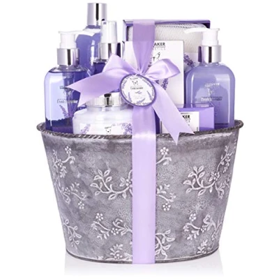 Afbeelding van BRUBAKER Cosmetics Bad en Body Set Lavendel Geur Cadeautip Vrouw Cadeau Idee 9 delige Cadeauset in een Vintage Plantenbakje Moederdag cadeautje