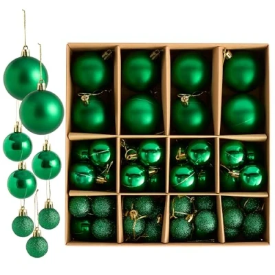 Afbeelding van THE TWIDDLERS 50 Pack groene kerstballen verschillende maten en afwerkingen 6cm, 4cm, 3cm mat, glanzend glinsterend voor boomdecoratie