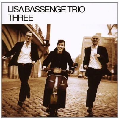 Afbeelding van Lisa Bassenge Trio Three (CD)