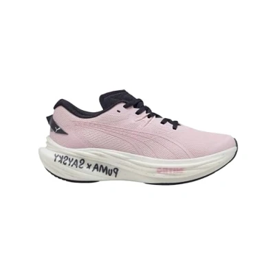 Afbeelding van Deviate NITROâ¢ 3 PUMA x SAYSKY hardloopschoenen voor Heren, Blauw/Roze, Maat 43