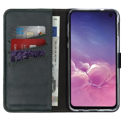 Afbeelding van Selencia Hoesje Geschikt voor Samsung Galaxy S10e Met Pasjeshouder Echt Lederen Bookcase Groen