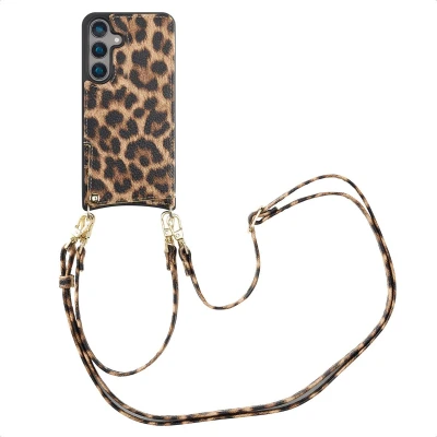 Afbeelding van Selencia Hoesje Geschikt voor Samsung Galaxy S24 met Pasjeshouder Nova Backcover koord en pashouder Leopard