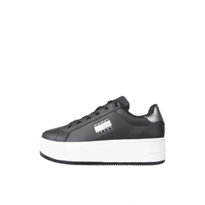 Afbeelding van Tommy Hilfiger TJW Flatform Dames Sneaker Warm Stone Maat 38