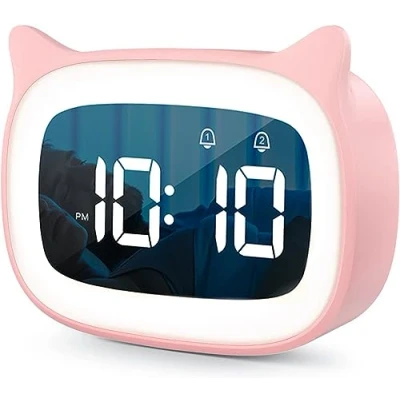 Afbeelding van UQTUKO educatieve kinderwekker, radiowekker voor kinderen, met nachtlampje, dag/nacht, twee alarmen, 18 soorten muziek, led, helder, snooze, oplaadbaar, wekker jongens en meisjes,