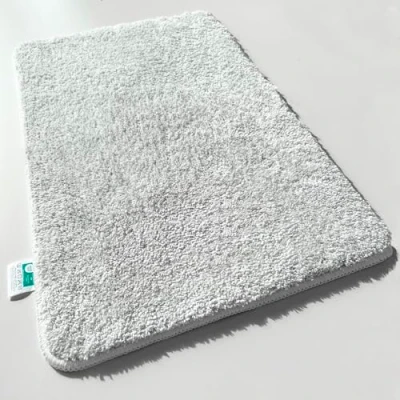 Afbeelding van casa pura Sky Soft Badmat, hoogpolig, zacht en pluizig, badmat in Shaggy look, antislip, wasbaar, Oeko Tex 100 gecertificeerd, wit, 50 x 60 cm
