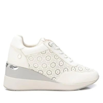 Afbeelding van XTI 143776 Trainer WIT