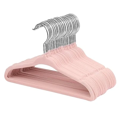 Afbeelding van ManGotree 30 stuks babykleerhangers van fluweel, met draaibare haak en gekerfde schouder