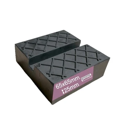Afbeelding van rubberen pads in verschillende maten voor krik en hefbruggen het vervangen van banden, blok (65 x 65 25 mm groef + wafel)