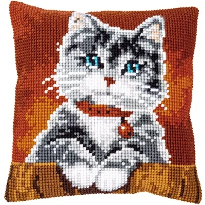 Afbeelding van Vervaco Kat met halsband Kruissteekkussen pakket PN 0155353