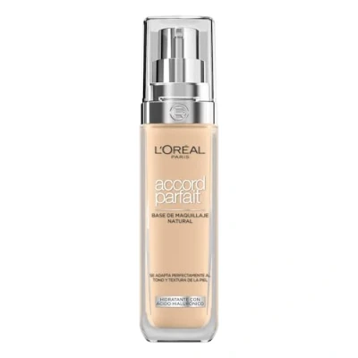 Afbeelding van L’Oréal Paris Accord Parfait Foundation 4N Natuurlijk Dekkende met Hyaluronzuur en SPF 16 30 ml
