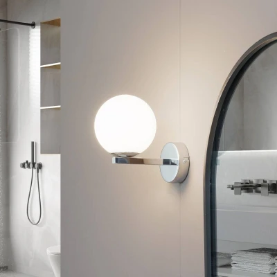 Afbeelding van Wandlamp Lucande Bidolo, chroomkleurig, glas, Ø 12 cm, IP44