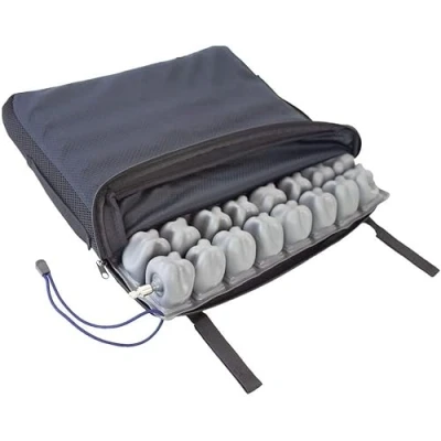 Afbeelding van Mobiclinic Q AIR Anti decubitus zitkussen rolstoelkussen opblaasbaar seniorenkussen comfortabel orthopedisch ergonomisch vergemakkelijkt de bloedsomloop 1 ventiel 40x40x6 cm