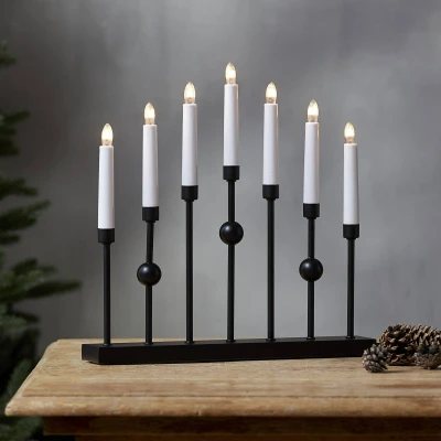Afbeelding van Kandelaar Gustav, zwart metaal hoogte 37 cm 7 lamps