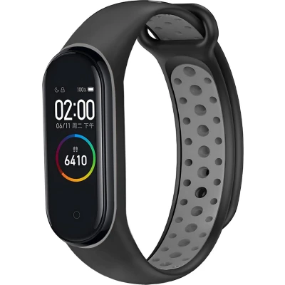 Afbeelding van iMoshion Bandje Geschikt voor Xiaomi Mi band 3 / 4 Siliconen sport met inkliksysteem ronde drukknoop Zwart