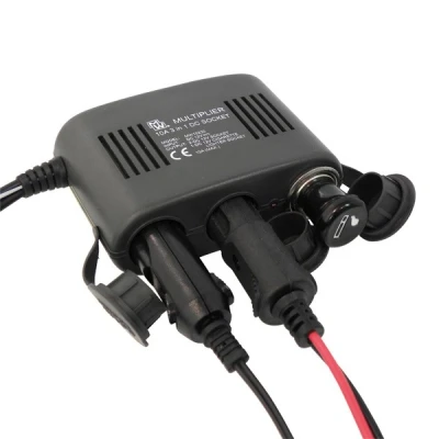 Afbeelding van Carpoint 2 Weg 12V Stekkerdoos 10A 0523486