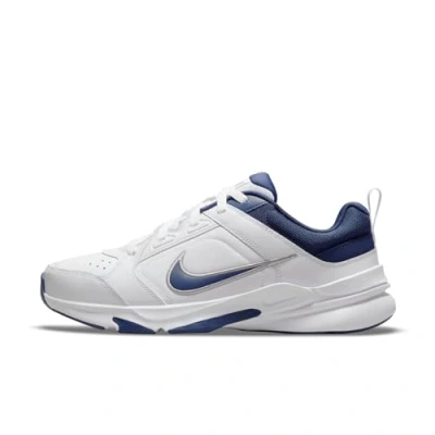 Image de Nike Chaussures De Fitness Defyallday, White/Midnight Navy Metallic Silver, DJ1196 100, 41 EU (8 US)