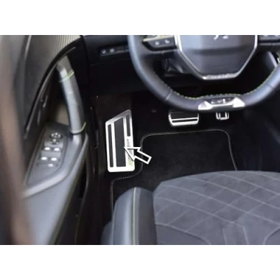 Afbeelding van Stalen voetsteun voor Peugeot.2008 II / 208 1 stuk 2008 2019 + accessoires sport roestvrij staal geborsteld metaal interieur decoratie tuning