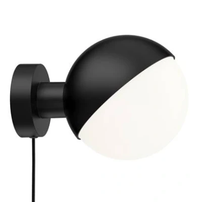 Afbeelding van Louis Poulsen VL Studio wandlamp met stekker zwart