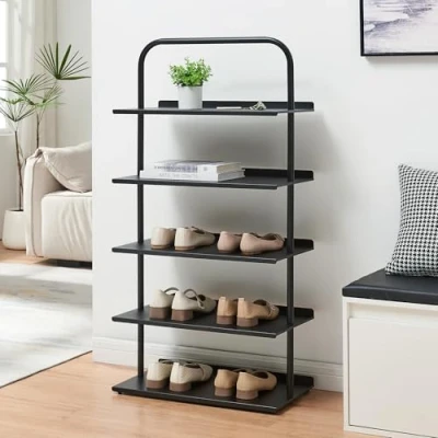 Afbeelding van Schoenenrek Poytya met 5 planken zwart 119x60x32 cm [en.casa]
