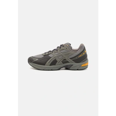 Afbeelding van Asics Sportstyle GEL1130 Unisex Sneakers laag, Maat: 36, Truffle grey/graphite grey Textiel/ synthetisch