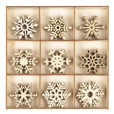 Afbeelding van Set van 45 houten decoraties sneeuwvlokken ijskristallen kerstmotieven winterdecoratie tafeldecoratie met kist 9 verschillende designs 5 stuks