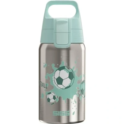 Image de SIGG Gourde Enfant En Acier Inoxydable Shield One Love football Convient Aux Boissons Gazeuses Étanche et Légère Sans BPA Gris avec 0,5L