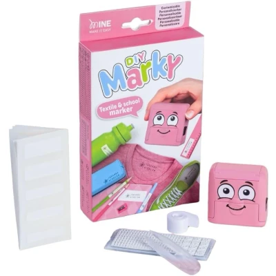 Afbeelding van DIY MARKY Personaliseerbare stempel Voor kinderen kleding en kinderspullen Inclusief inkt tot 1000 prints Compleet pakket met etiketten hittebestendige tape (Roze)