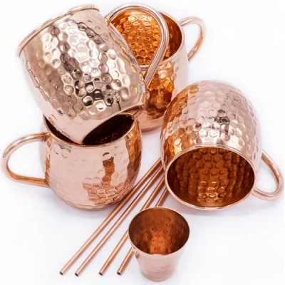 Afbeelding van Gadgy Moscow Mule Bekers 4 delige Set 100% Koper Cocktailset : Cocktailglazen, Rietjes &amp; 1 Barmaatje Cadeau voor Vrouw en Man