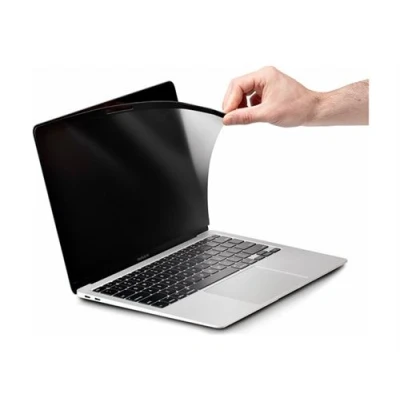 Image de StarTech.com PRIVSCNMAC13 Filtre de confidentialité pour Macbook 33 cm (13 po) Mat ou brillant ordinateur portable amovible magnétique 13&quot; transparent Conformité TAA P/N: LTSTND2IN1