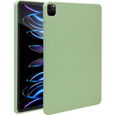 Afbeelding van Accezz Tablet Hoes Geschikt voor iPad Pro 12.9 (2021) / (2020) (2022) Liquid Silicone Backcover met penhouder Lichtgroen