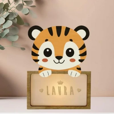 Afbeelding van WONDEE gepersonaliseerde lamp met naam nachtlampje voor kinderen, tijger, cadeau pasgeborenen, mannelijk en vrouwelijk, doopcadeau baby&#039;s meisjes, ideeën