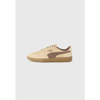 Afbeelding van Puma Palermo POP Unisex Sneakers laag Toasted almond/bronzecoloured, Maat: 37.5, almond/bronze/coloured Schoenen