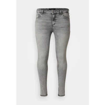 Afbeelding van ONLY CARMAKOMA CARWILLY LIFE REG SK ANK JN REA0918 NOOS Dames Jeans Skinny Maat 5034