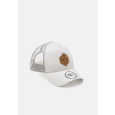 Afbeelding van New Era Heritage Patch Forty Trucker Pet, Heren, Maat: One Size, Stone