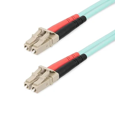 Image de StarTech.com Câble à fibre optique multimode LC/UPC vers OM4, 25m Cordon de raccordement (M) pour 25 m duplex 50 / 125 microns OM4 débit transfert données jusqu&#039;à 100 Gb