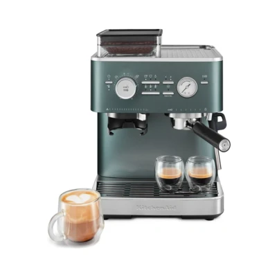Afbeelding van KitchenAid Halfautomatische Espressomachine Met Koffiemolen Groen