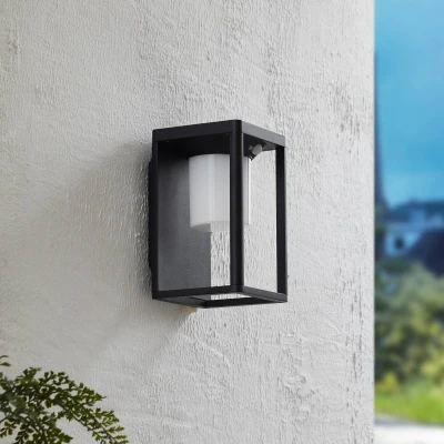 Afbeelding van Lucande LED wandlamp Tilena, zwart, aluminium, sensor