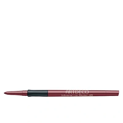 Image de Artdeco Mineral Crayon à lèvres 48 Black Cherry Queen 0,4 grammes