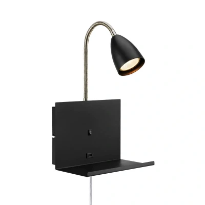 Afbeelding van Wandlamp Cuarto zwart 30 cm ijzeren plug USB poort plankje