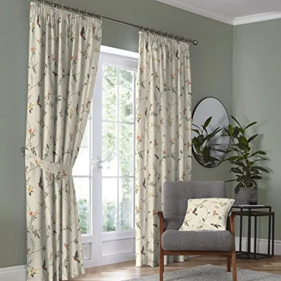 Afbeelding van Dreams &amp; Drapes Set van 2 geplooide gordijnen met bloemen en natuurlijke vogels 100% katoen 229 x cm gordijnhouders Botanisch vogelmotief Voor slaapkamer, tuinvogels