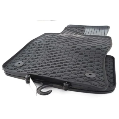 Afbeelding van VW Golf 7 8 rubberen vloermatten (geurloos), 4 stuks, zwart, voor alle seizoenen