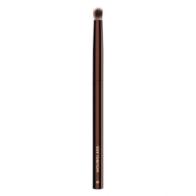 Afbeelding van Hourglass No 9 Domed Shadow Brush Oogschaduw Kwast Donkerbruin