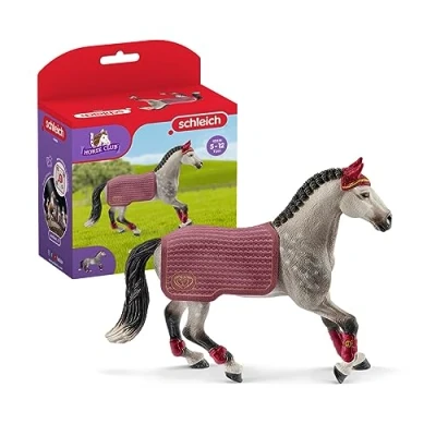 Afbeelding van schleich 42456 Horse Club figuur merrie Trakehner paardenwedstrijd authentiek speelgoedpaard met afneembare afdekking stimuleert de fantasie en het spel cadeau voor kinderen vanaf 5 jaar