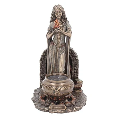 Afbeelding van Nemesis Now Beeld/figuur Brigid Bronskleurig